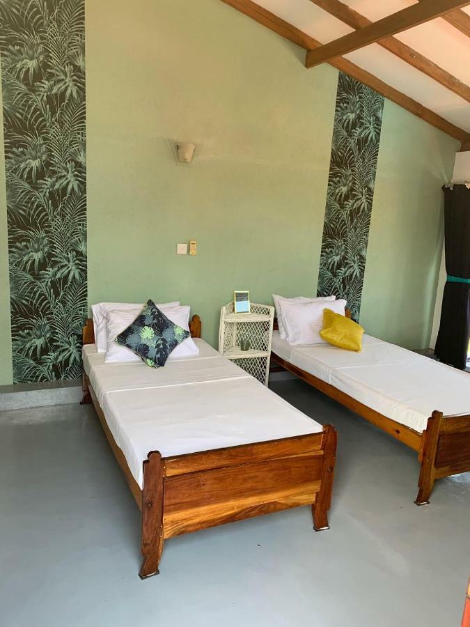 Airy Dale Villa And Guesthouse Ambalangoda  Buitenkant foto