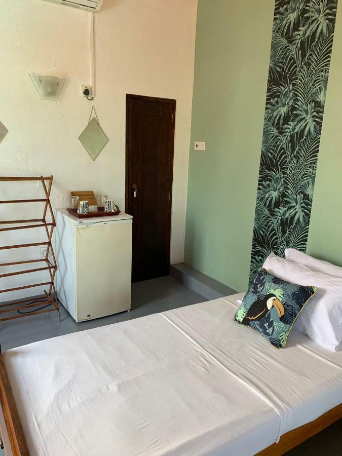 Airy Dale Villa And Guesthouse Ambalangoda  Buitenkant foto
